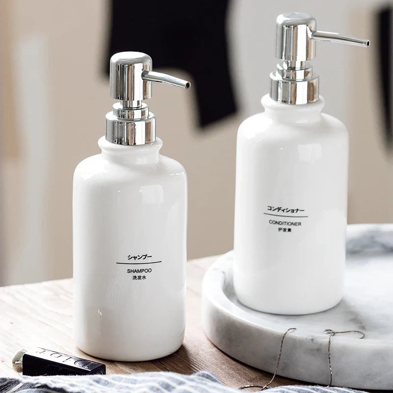 Bathroom accessories in white ceramic Nordic design - view 3