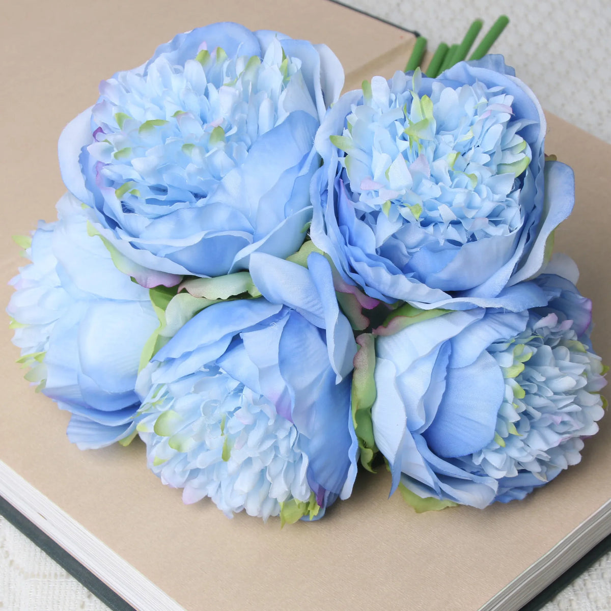 Bouquet of 5 artificial silk peonies for decoration - Blue