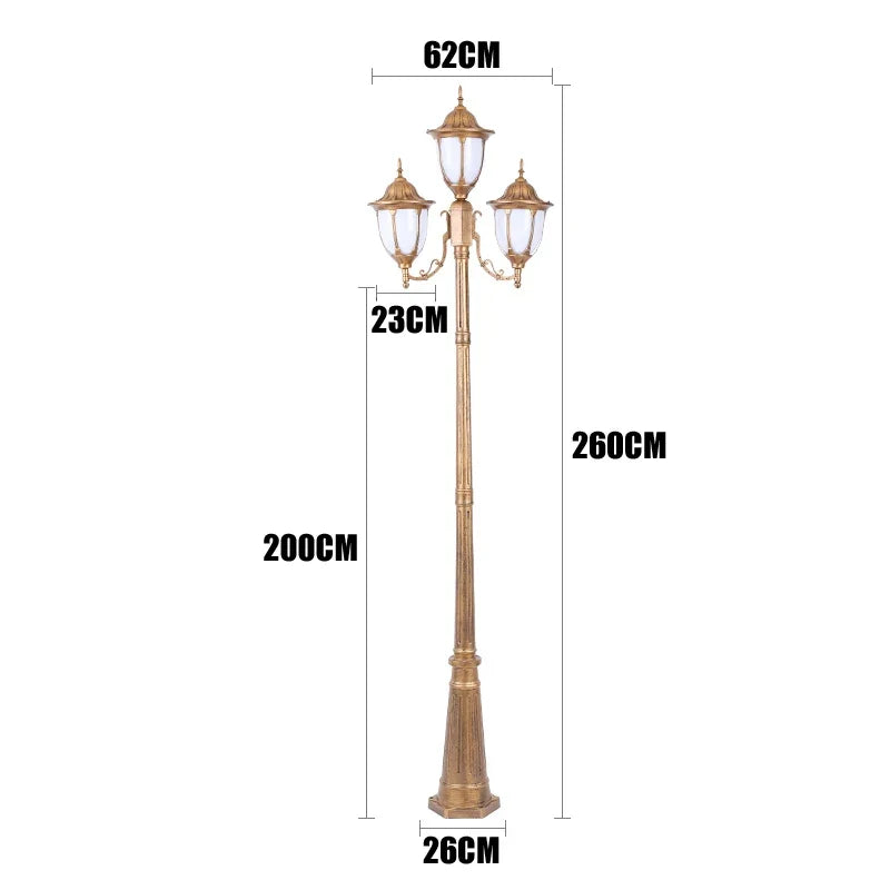 European four-head outdoor waterproof garden lamp - Three bronze heads / Douille E27 / CHINA: No light source