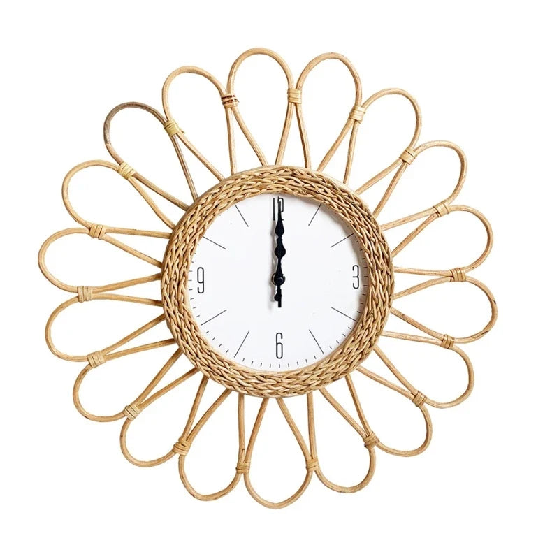 Wall clock in woven rattan design simple to hang - D