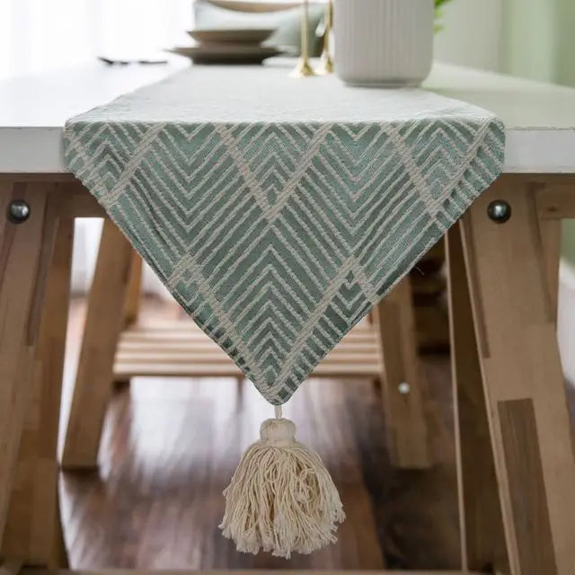 Embroidered table runner geometrical patterns bohemian style - 30x140cm