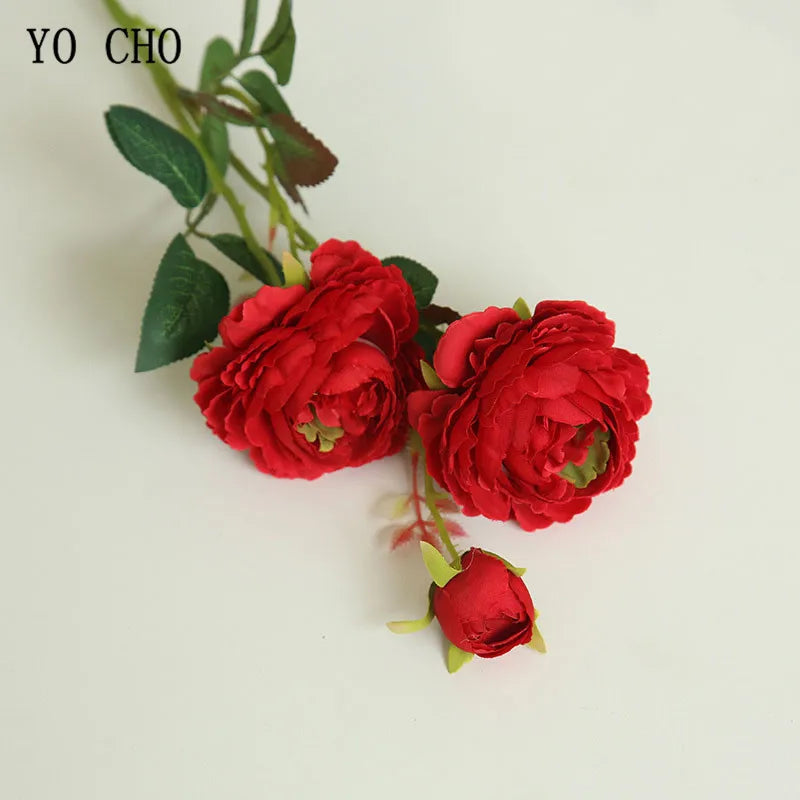 Bouquet of artificial pink flowers for wedding decoration - Red