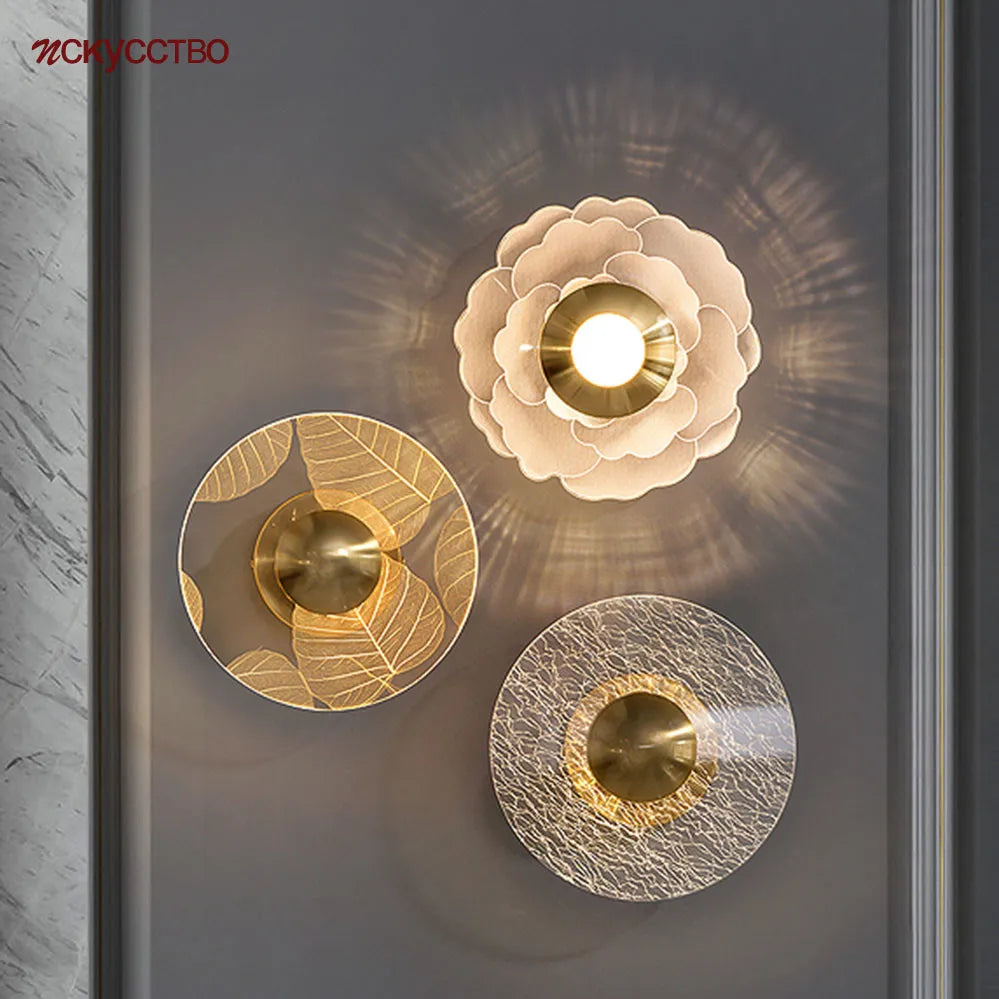 Modern led wall sconce with interchangeable flowers for interior decoration