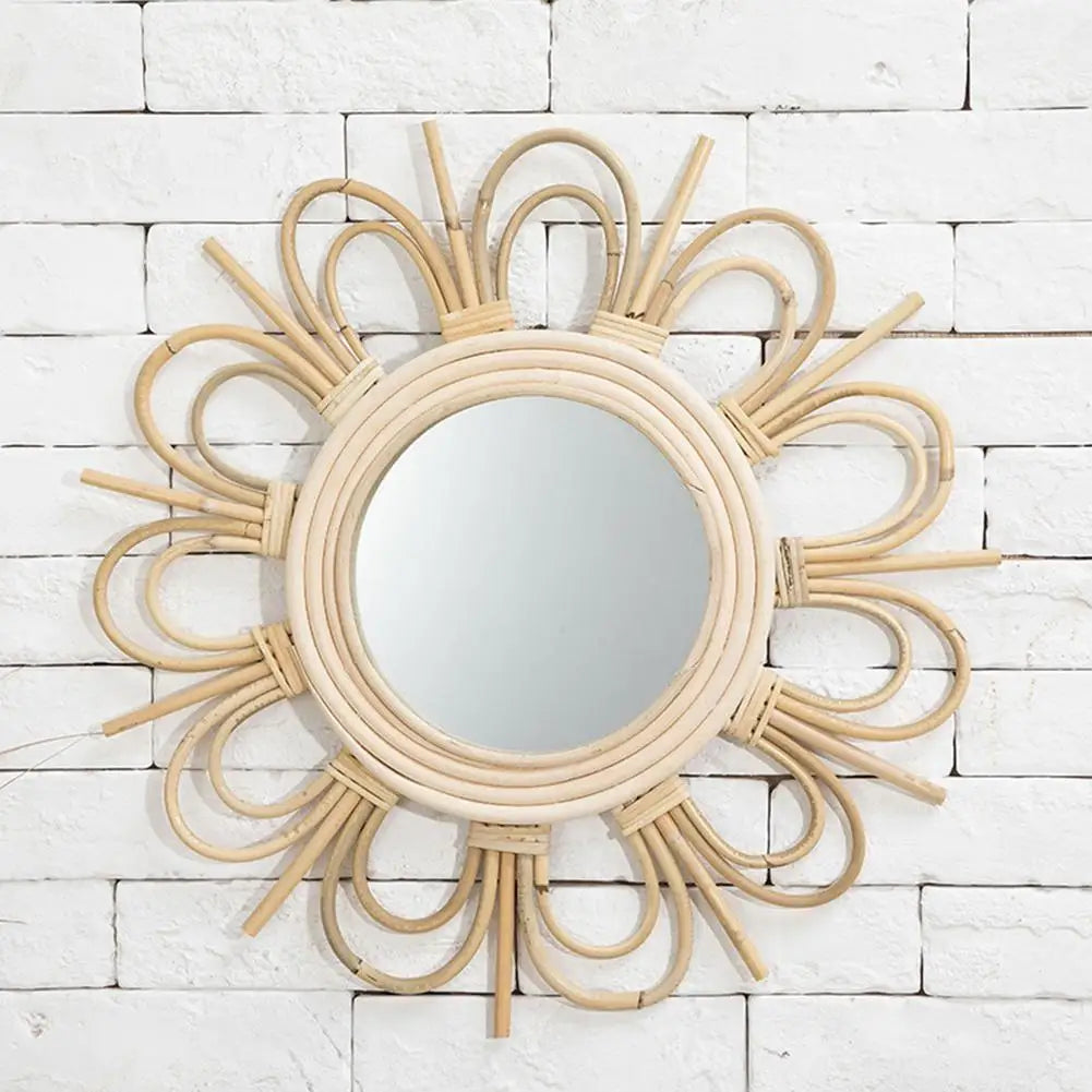 Rattan decorative mirror for a Nordic touch