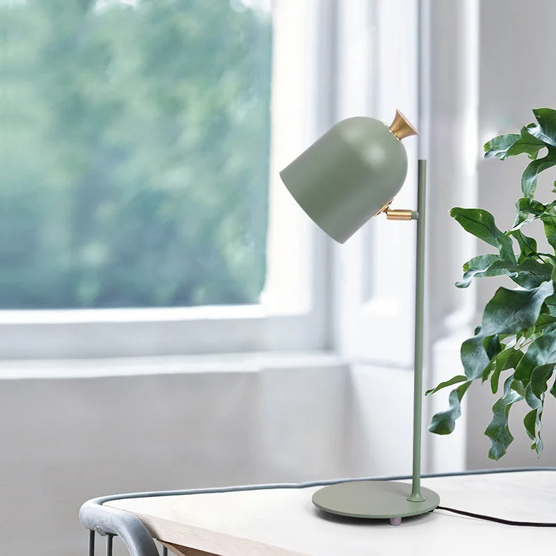 Modern floor lamp in minimalist iron for Nordic interior decoration
