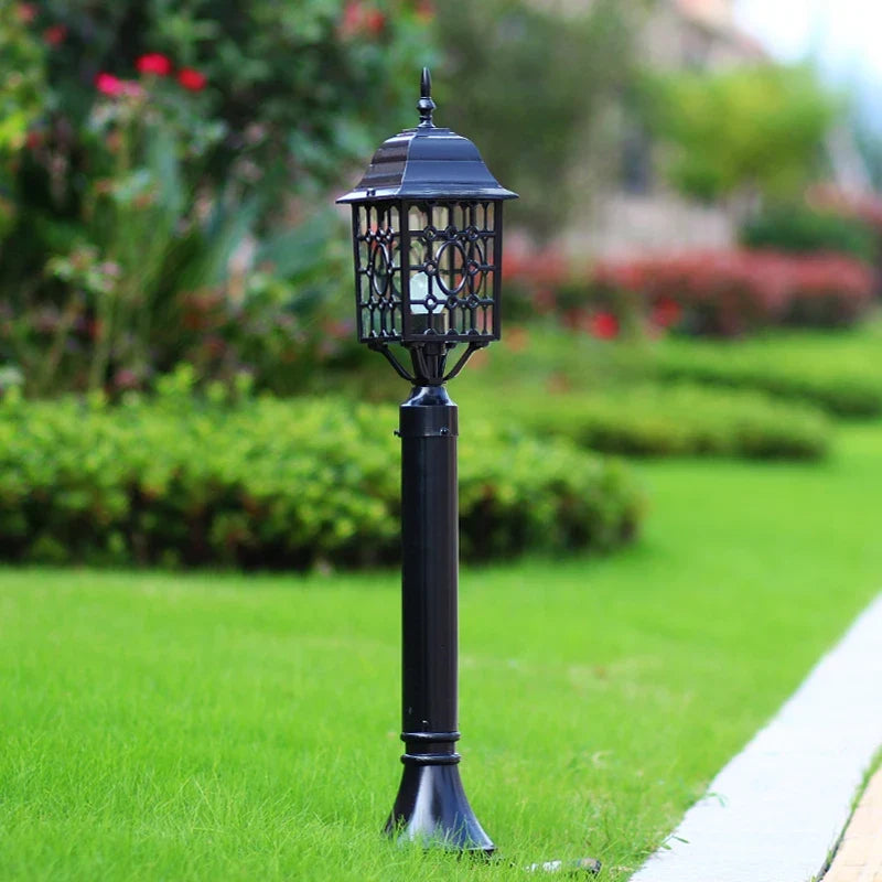 Waterproof outdoor lamp for park and road garden - view 3