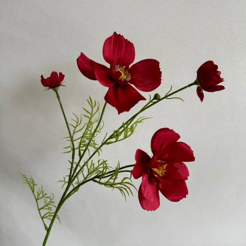 Artificial silk flowers for interior and exterior decoration - Red