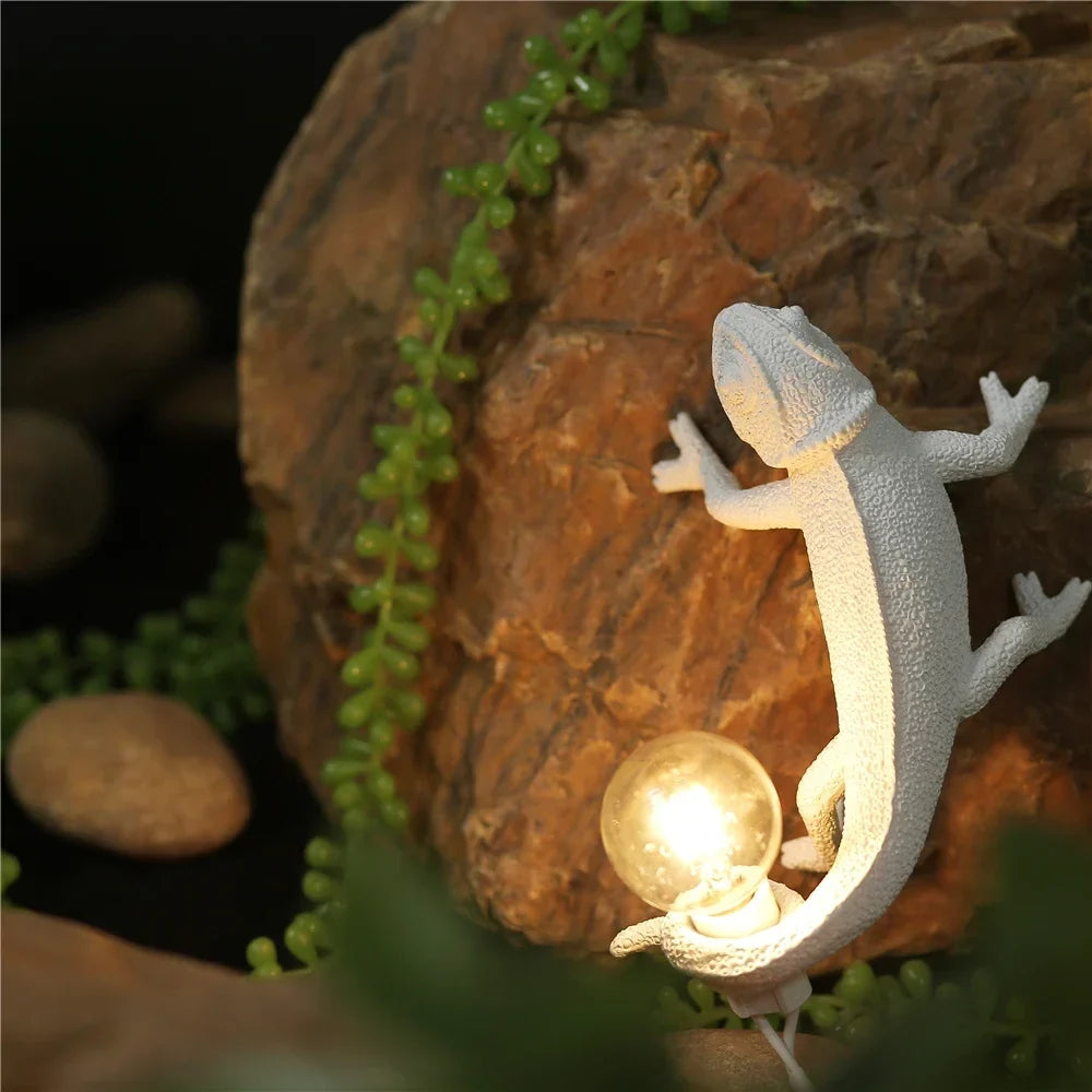 LED Modern Decorative Lizard Night Light - view 2