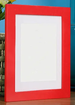 Wooden picture frame with wall mount end-outline - Red / 15x20cm