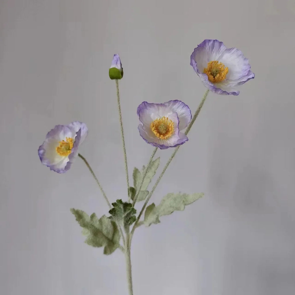 Artificial silk flowers for wedding and party decoration - Purple White