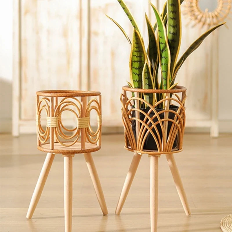Woven rattan pot for decorative and practical plants and flowers