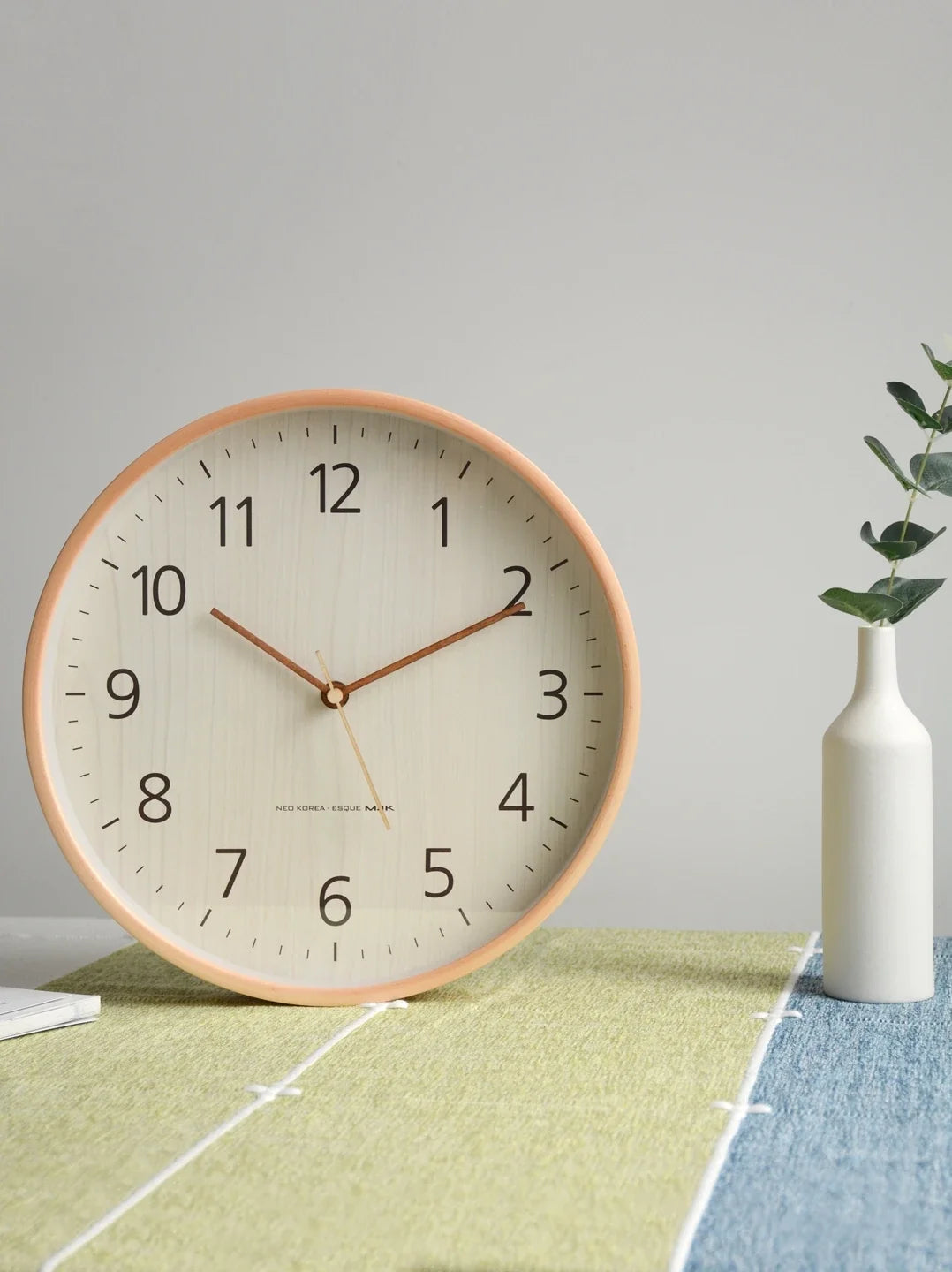 Wall clock in modern wood creative home decoration - view 2