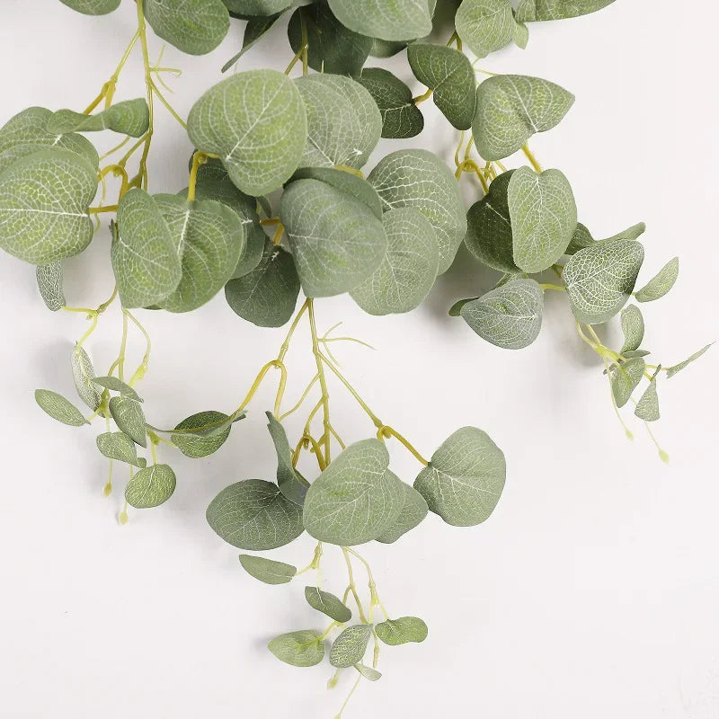 Wall decoration in eucalyptus leaves for indoor spaces