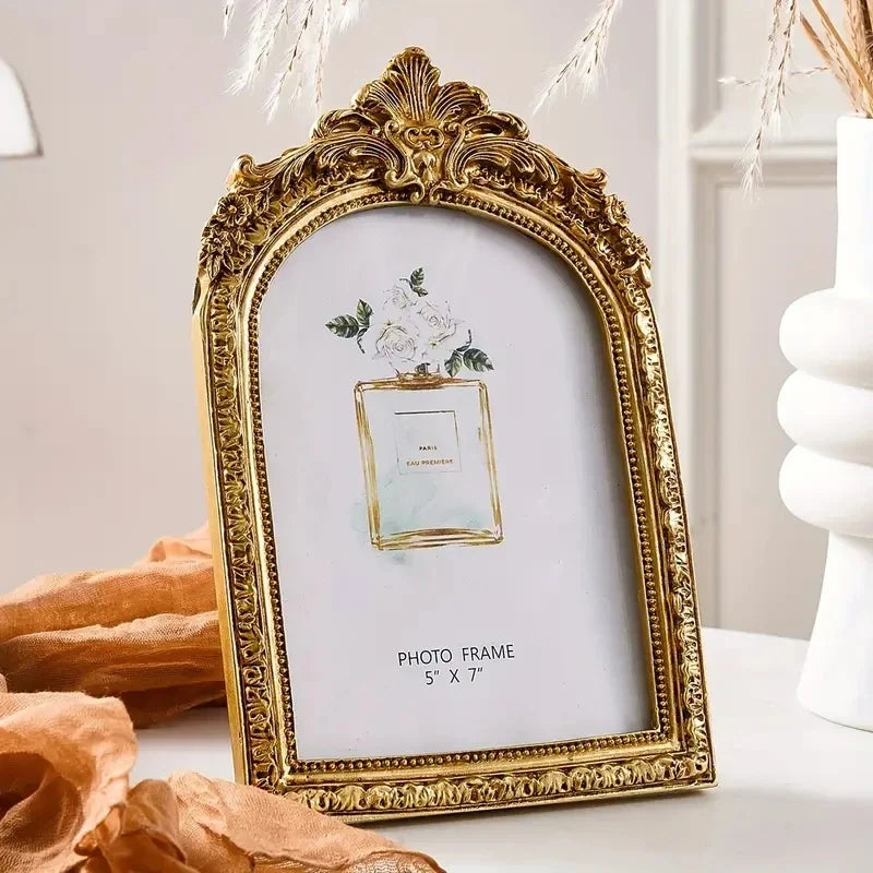Golden Cadre Vintage Frame Retro Golden decor Photo Frame For Photo Display, Wedding Anniversary Party Christmas Valentine Gift - view 3