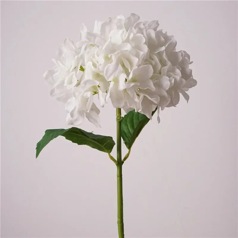 Realistic imitation flowers decorative hortensias for restaurants - White