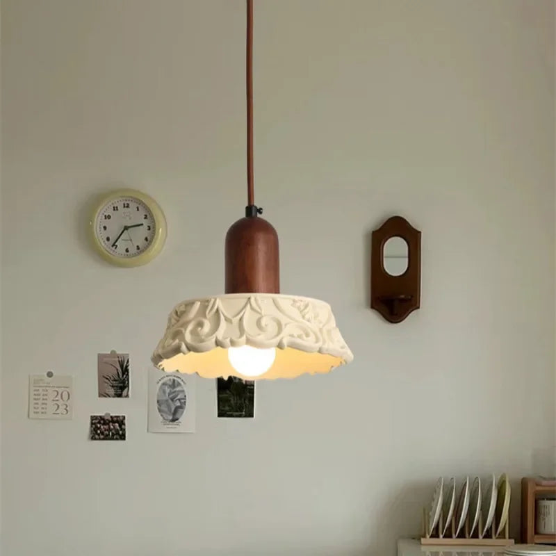 Antique creative chandelier in resin for retro decoration - view 6