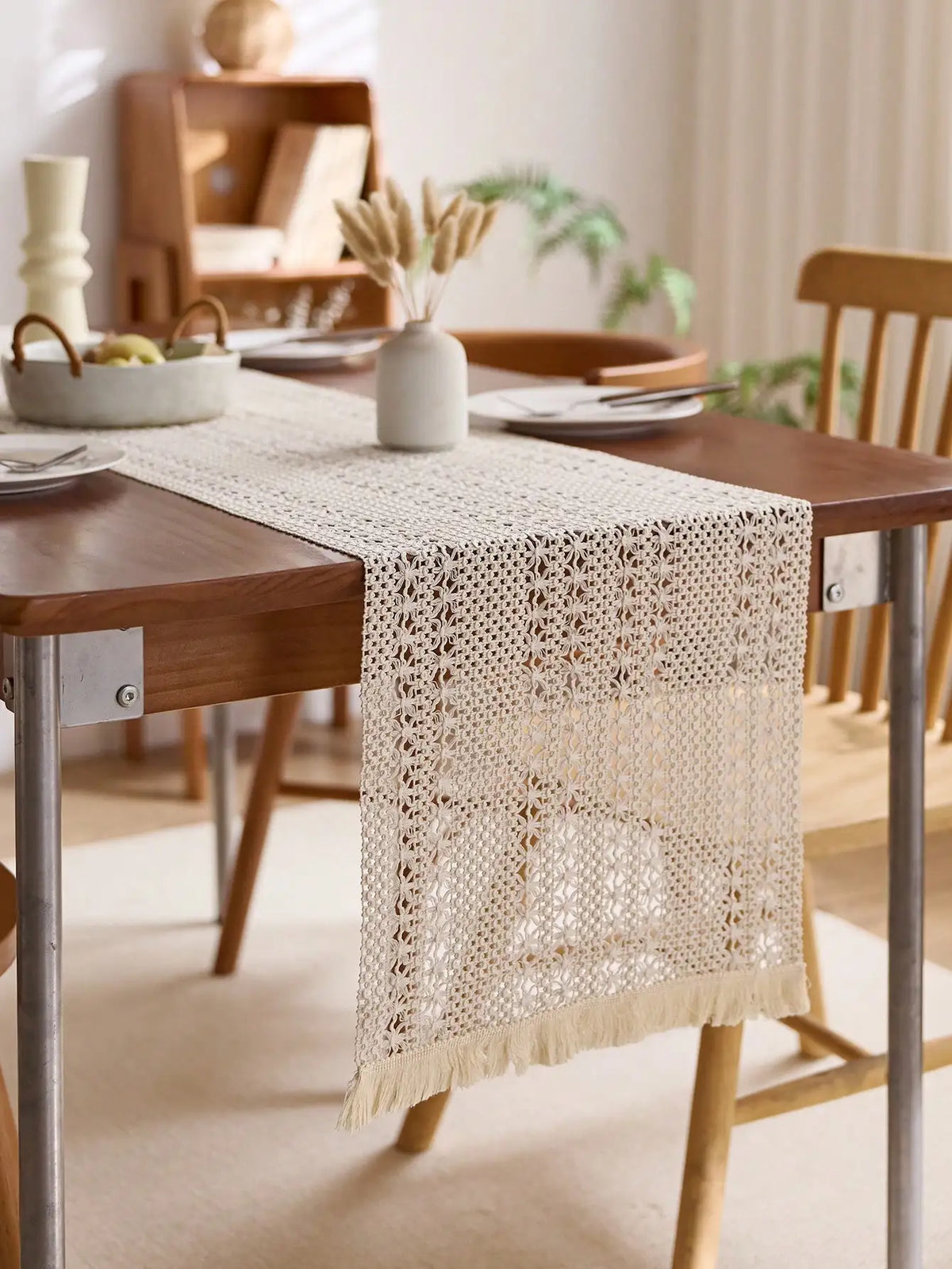 Nordic bohemian table runner woven with pom-poms - view 2