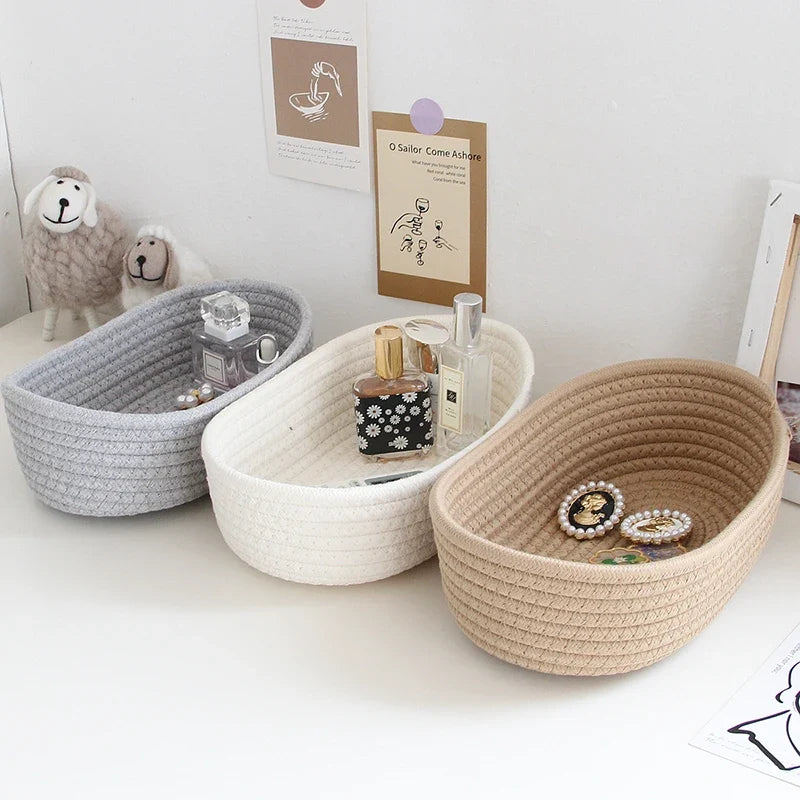 Multifunctional storage baskets for children's desks and toys