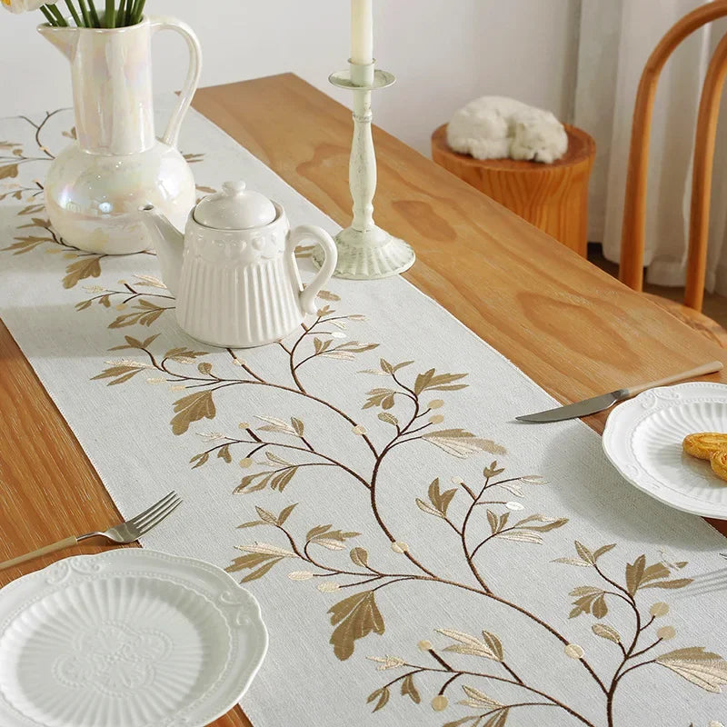 Cotton table runner embroidered cotton flower pom-poms - view 4
