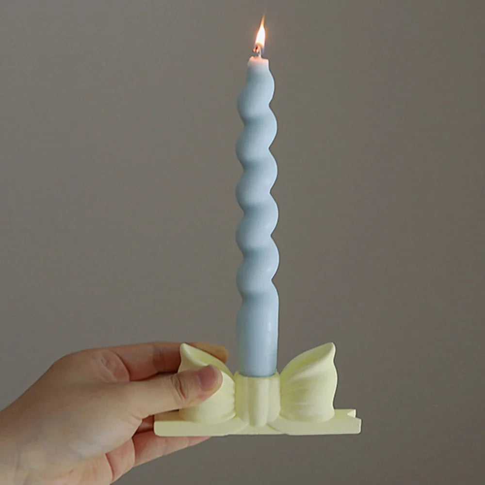 Korean vintage candlestick in the shape of a creative decorative knot - view 3
