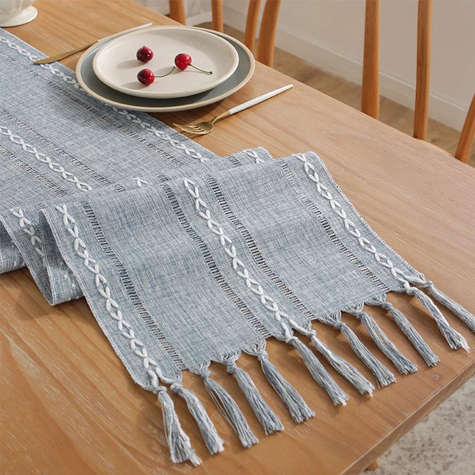 Bohemian table runner cotton woven pom-poms - view 4