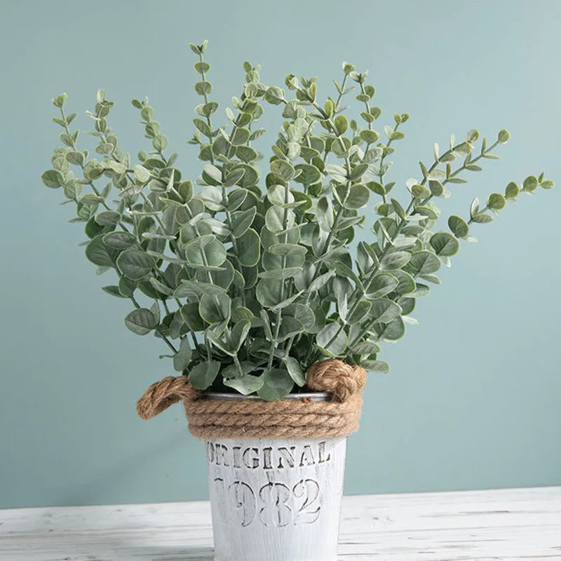 Set of 20 artificial eucalyptus stems for festive decorations - view 6