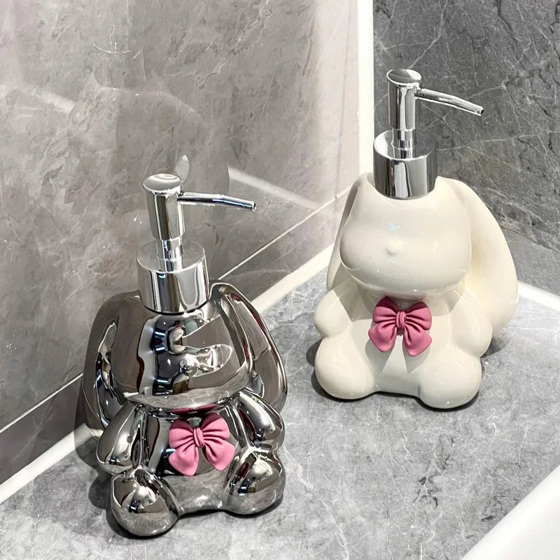 Liquid soap dispenser and pressure cute disinfectant - view 4