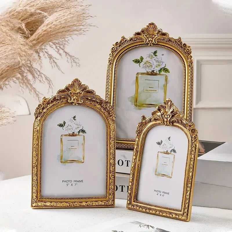 Golden Cadre Vintage Frame Retro Golden decor Photo Frame For Photo Display, Wedding Anniversary Party Christmas Valentine Gift - view 2