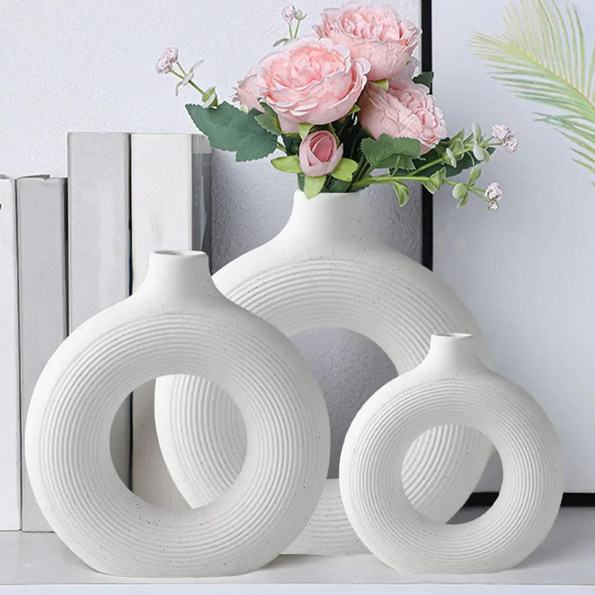 1pc White Ceramic Vases For Home decor, Modern decor Frosted Circle Vase, Minimalist Nordic Donut Vase, Decorative - view 3
