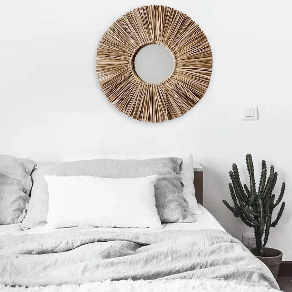 Round wall mirror in straw rope hand decorative to hang - view 5