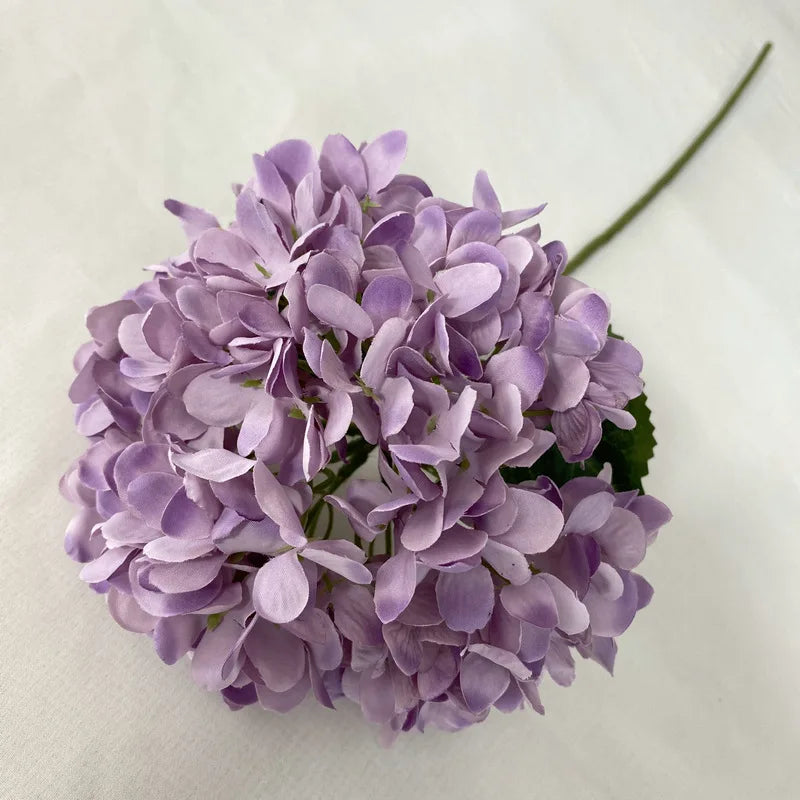 Bouquet of artificial silk hortensias for weddings and festive decorations - Purple
