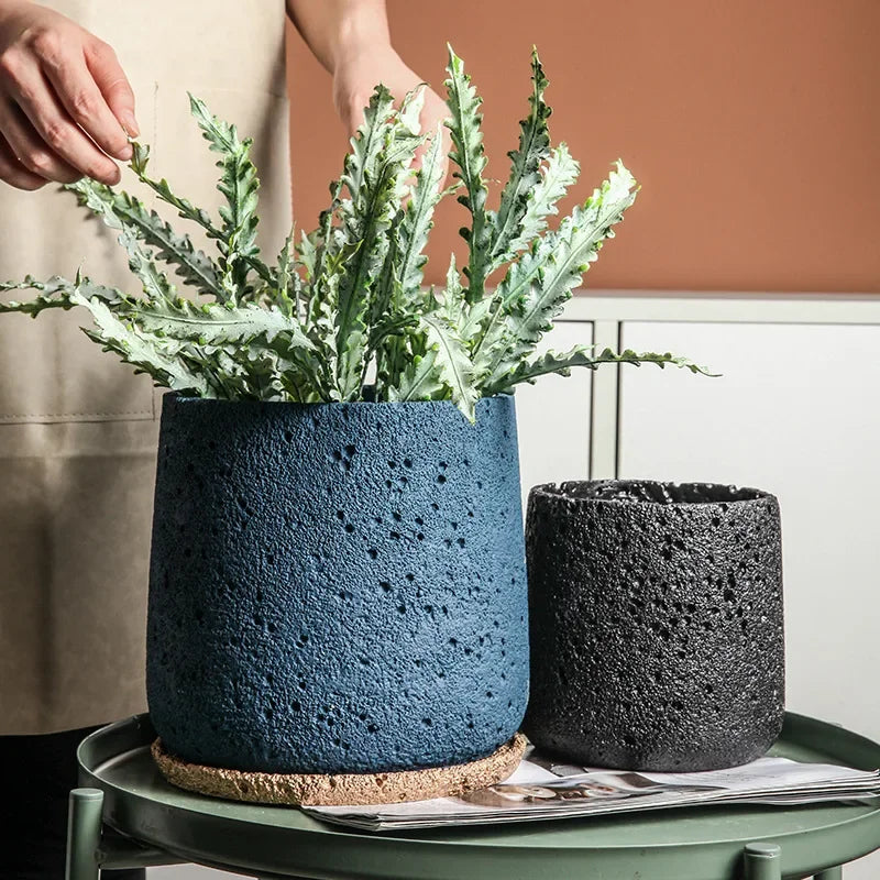 Flower pot in Nordic style cement with decorative tray - view 2