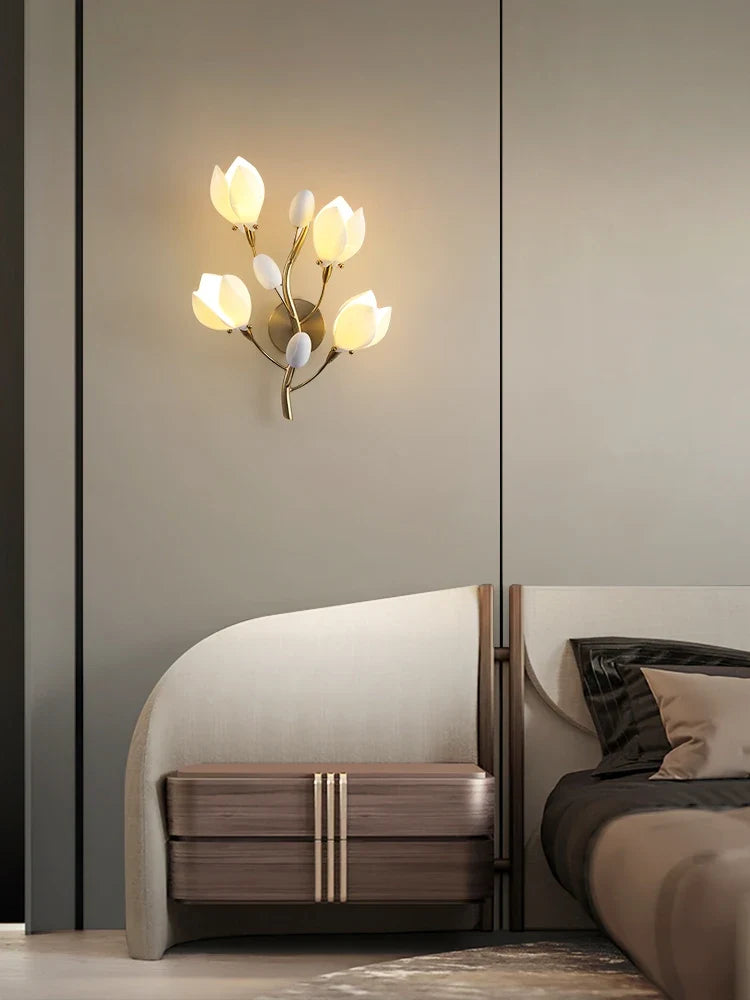 Nordic living room vertical floor lamp, simple bedroom bedside lamp, creative personalized magnolia decoration floor lamp - view 3