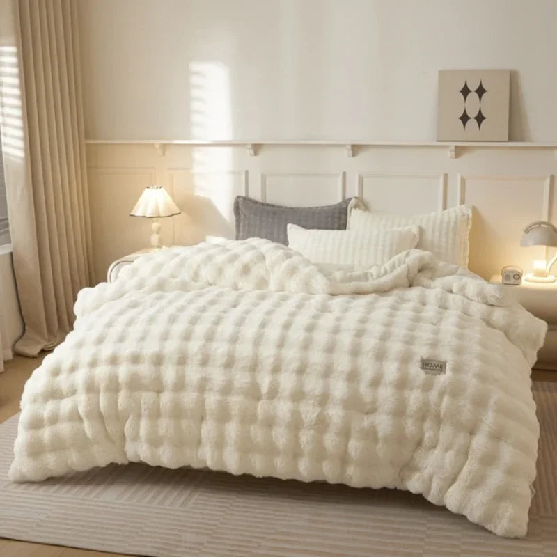 Class A maternal and infant grade warm rabbit plush quilt, thickened milk plush in winter, can sleep naked quilt core - view 2