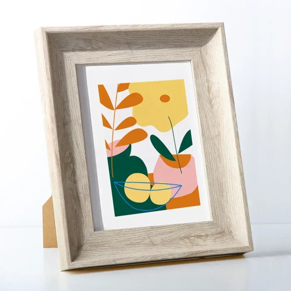 Elegant vintage wooden picture frame for wall and table decoration - White Wood / 6 inches