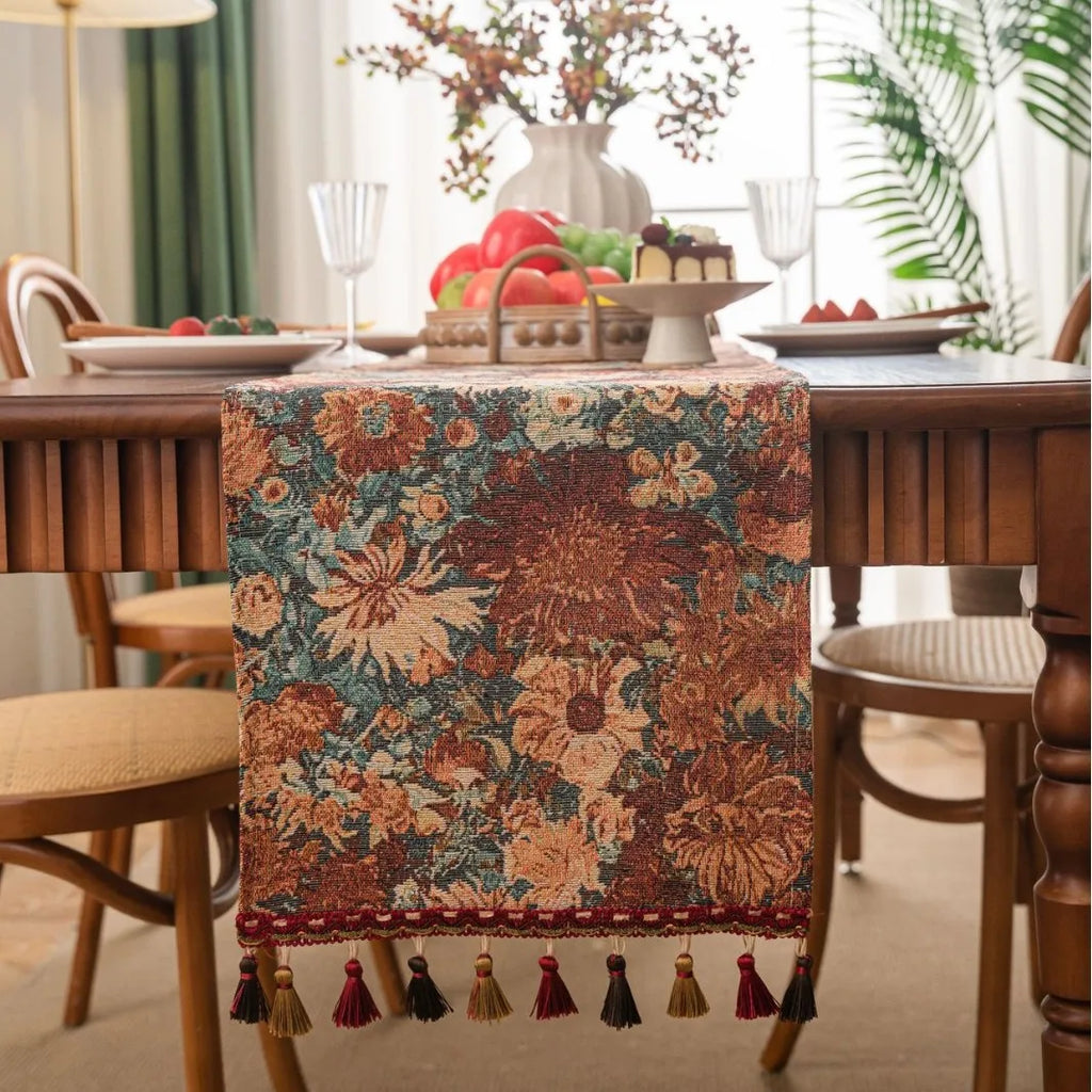 Floral green jacquard table runner with pumpkins - 33x120cm