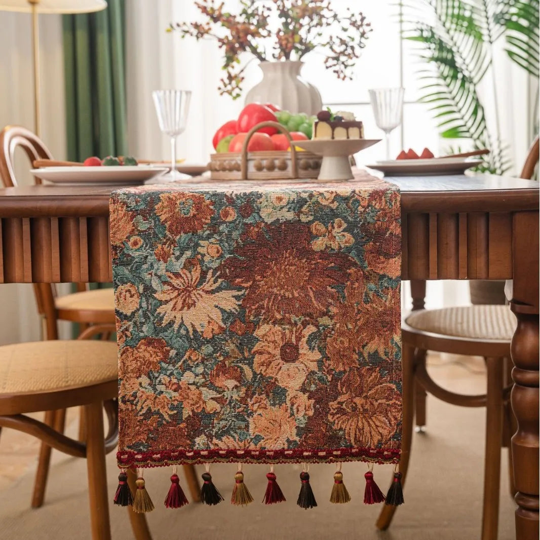 Floral green jacquard table runner with pumpkins - 33x120cm