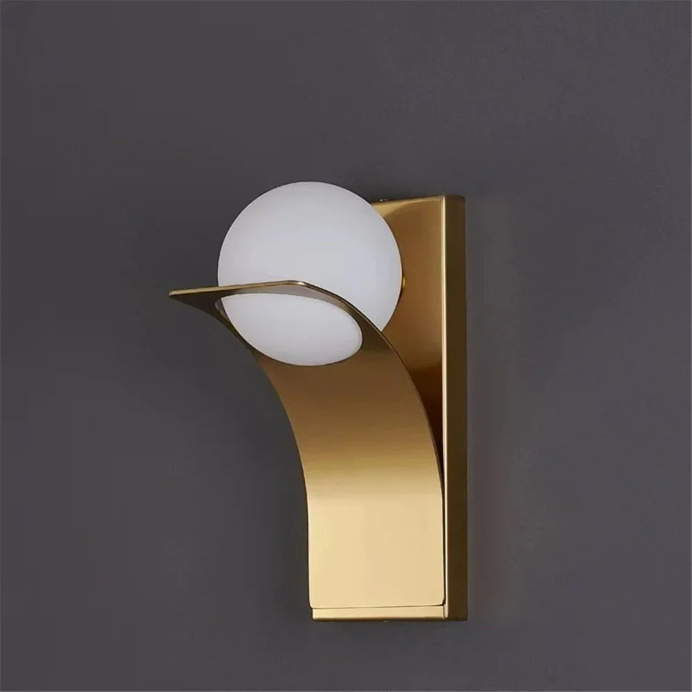 Wall sconce in gold metal with elegant design glass ball - view 3