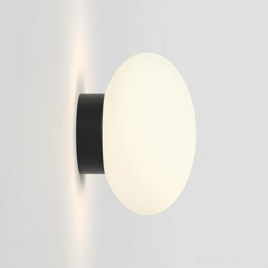 Glass minimalist wall sconce for modern interior - Cool White (5500-7000K) / Black / D 25cm