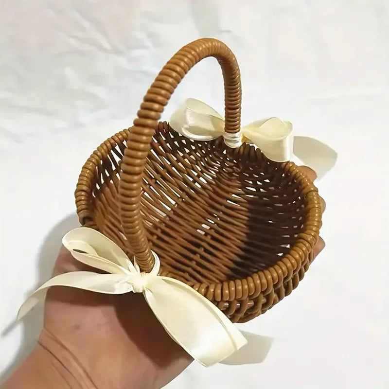 1pc Handwoven Flower Basket, Floral Decoration Dried Artificial Flower Gift Handwoven Basket, Handmade Fruit Basket - As Photo