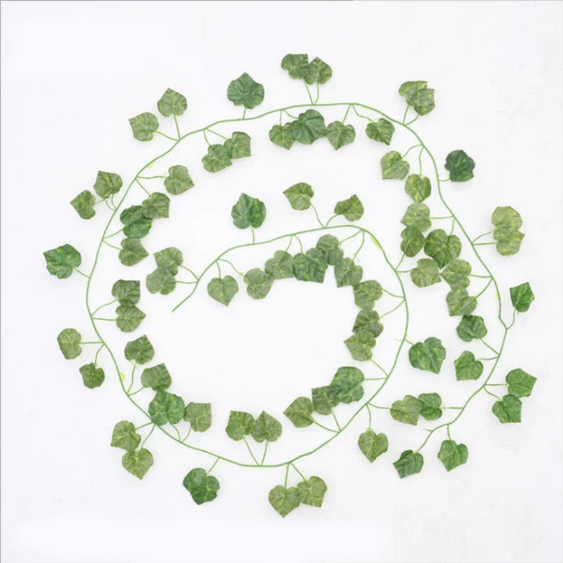 Artificial Christmas garland for interior and exterior decoration - 12 pieces / Vine Leaves