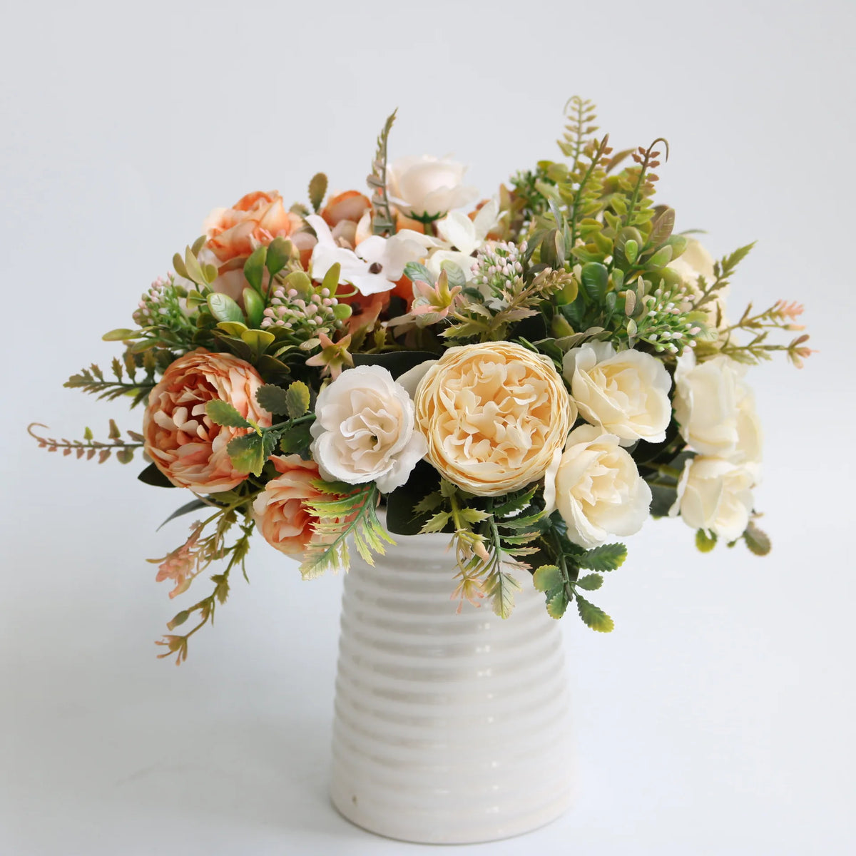 Bouquet of artificial flowers for wedding decoration and events - view 3