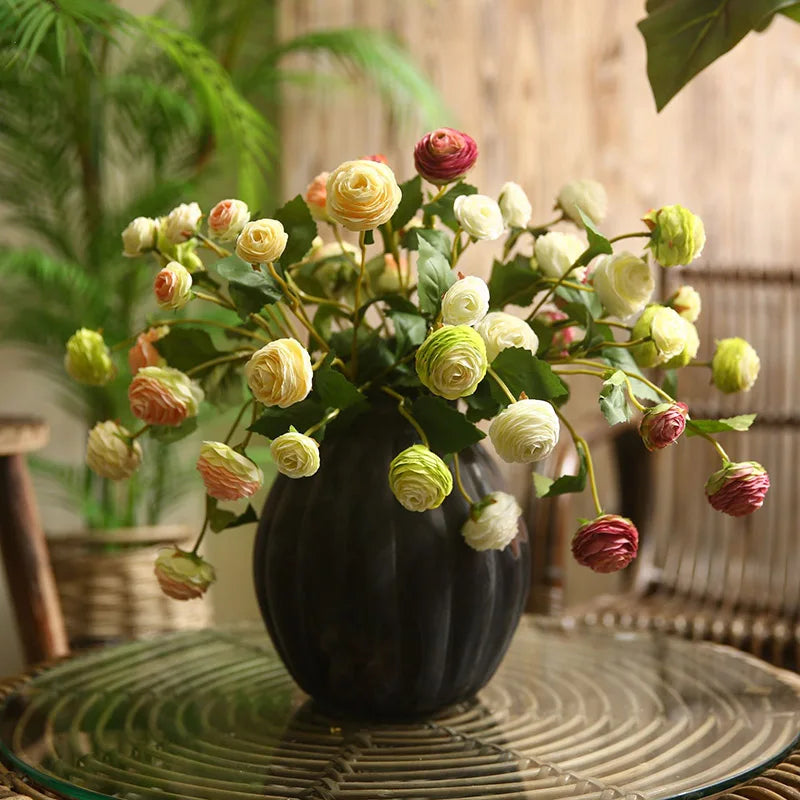 Artificial flowers in pink silk and renuncles for wedding decoration - view 2