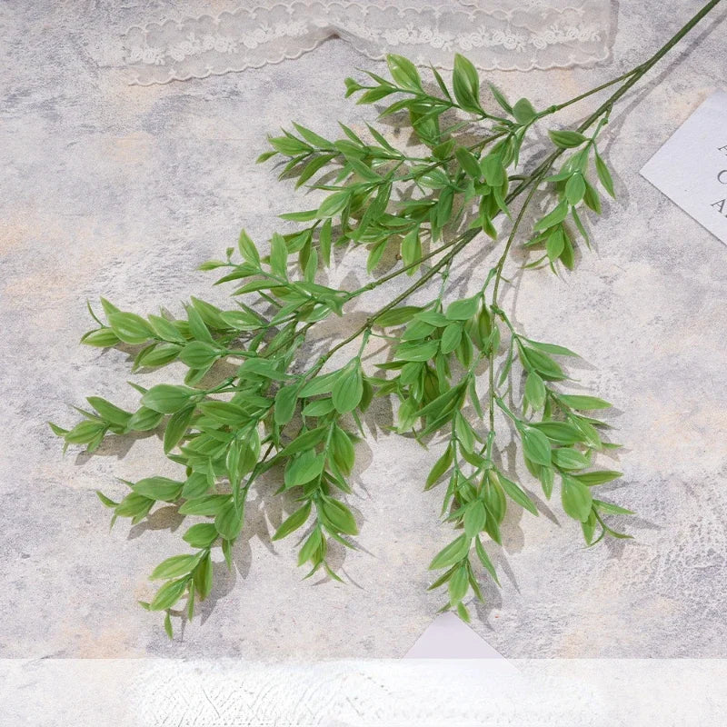 Plastic decoration of aquatic plants for wedding and events
