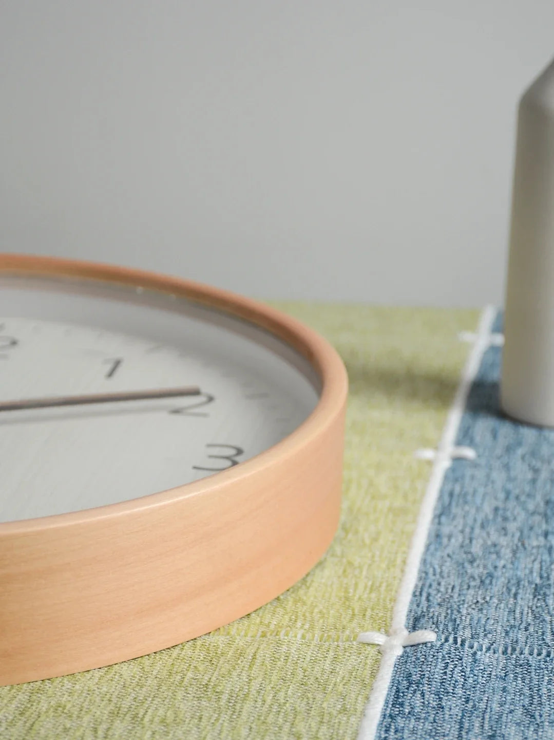 Wall clock in modern wood creative home decoration - view 4