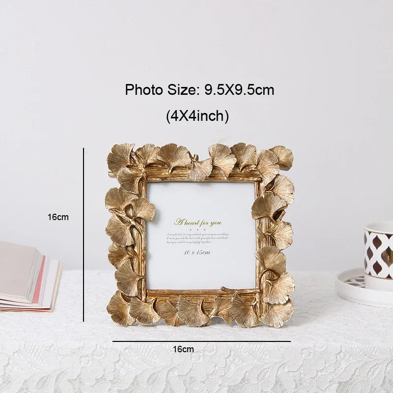 Retro photo frame in the shape of decorative ginkgo sheet - 4x4 inches 1