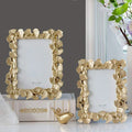Retro photo frame in the shape of decorative ginkgo sheet