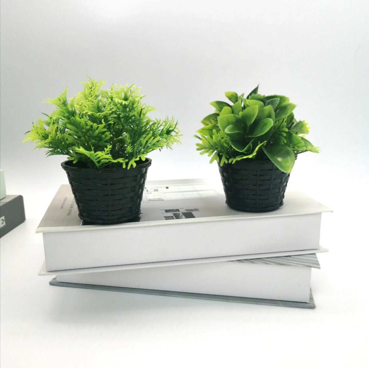 Mini artificial pot for decoration and festive events - view 4