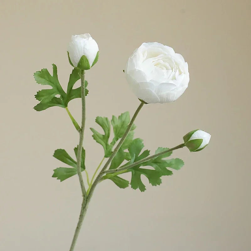 Artificial silk flowers for garden decoration and balcony - White