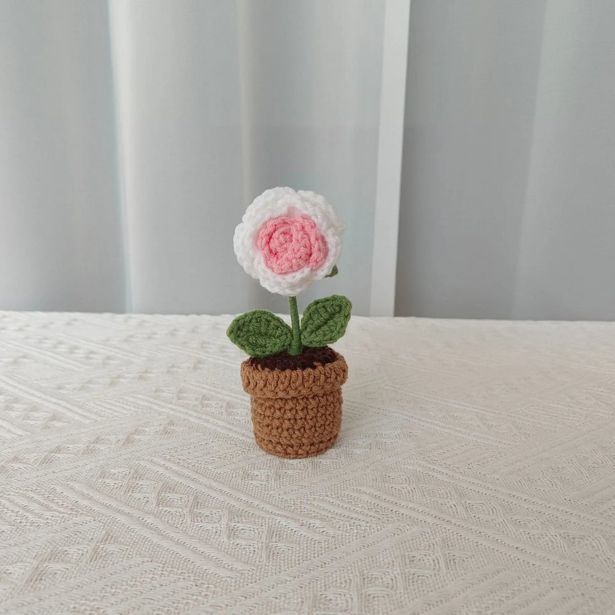 Handmade pot plant for decorative gift of Saint valentine - Pink Rose